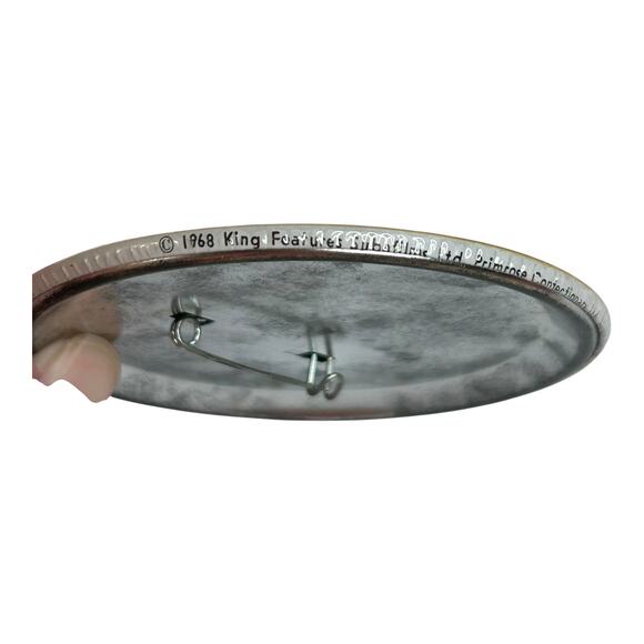 Vintage Paul McCartney Yellow Submarine 1968 Red Large Pinback Button - Picture 5 of 5